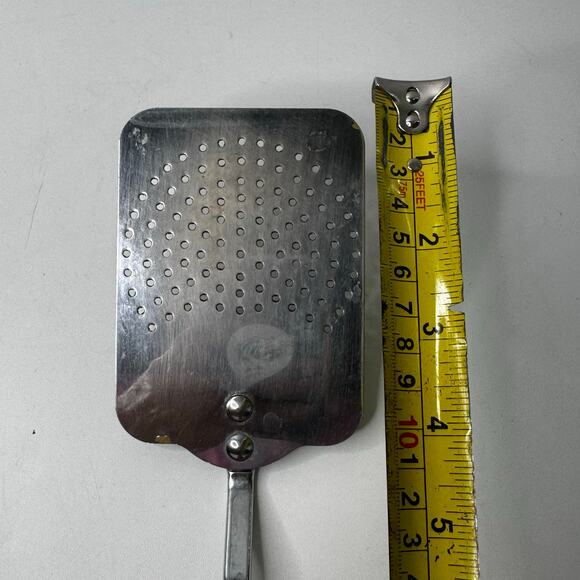 Vintage Kitch N Krom S
Spatula Turner Wood Handle USA Flipper Turner Holes - Picture 5 of 6